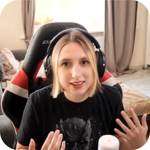 ❤ Стикер «Nika Karuso» для Telegram