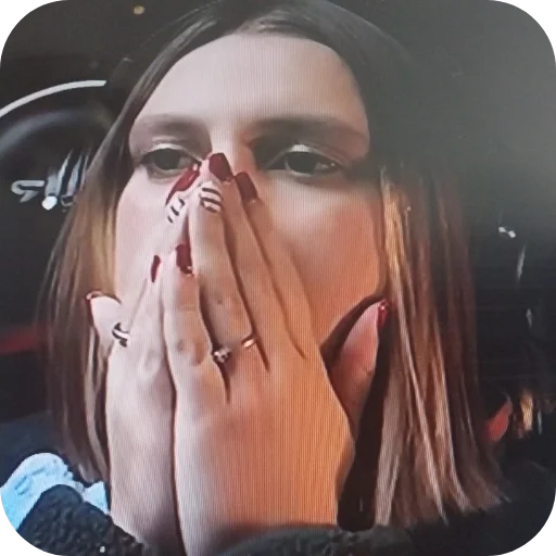 😢 Стикер «Nika Karuso» для Telegram