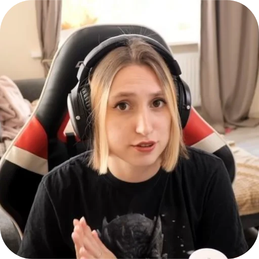 ❤ Стикер «Nika Karuso» для Telegram
