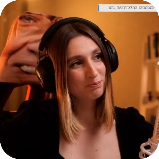 ❤ Стикер «Nika Karuso» для Telegram
