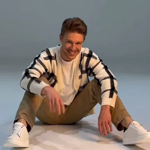 😜 Стикер «Nikita Efremov» для Telegram