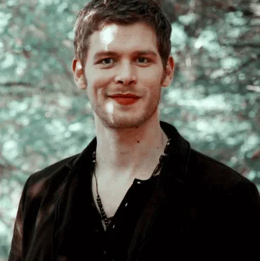 😐 Стикер «Niklaus Mikaelson» для Telegram
