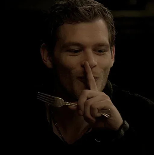😐 Стикер «Niklaus Mikaelson» для Telegram