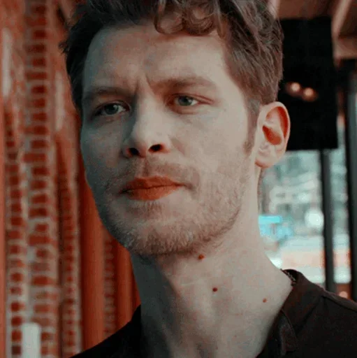 😐 Стикер «Niklaus Mikaelson» для Telegram