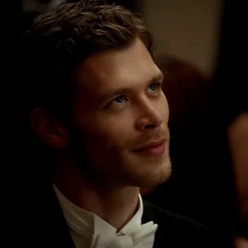 😐 Стикер «Niklaus Mikaelson» для Telegram