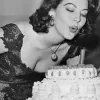 🥳 Эмодзи «noir» для Telegram