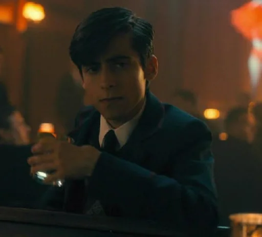 🔪 Стикер «Five Hargreeves» для Telegram