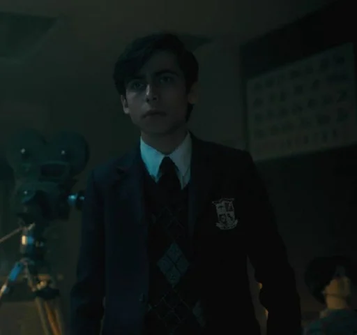 🔪 Стикер «Five Hargreeves» для Telegram