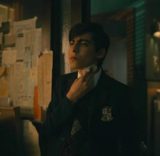 🔪 Стикер «Five Hargreeves» для Telegram