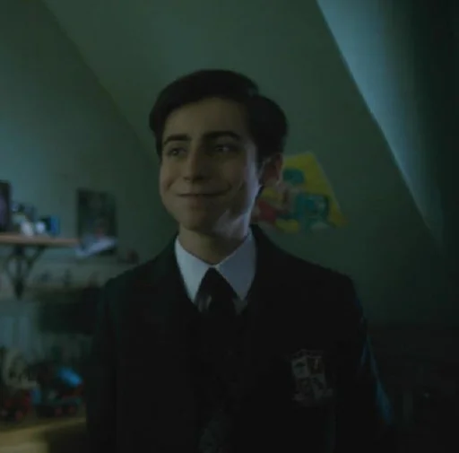 🔪 Стикер «Five Hargreeves» для Telegram