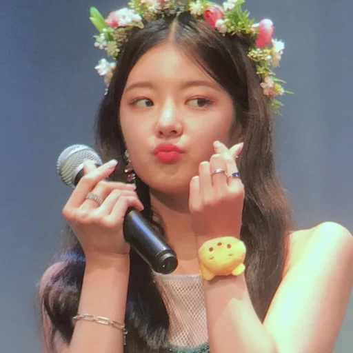 🍒 Стикер «choi jisu» для Telegram