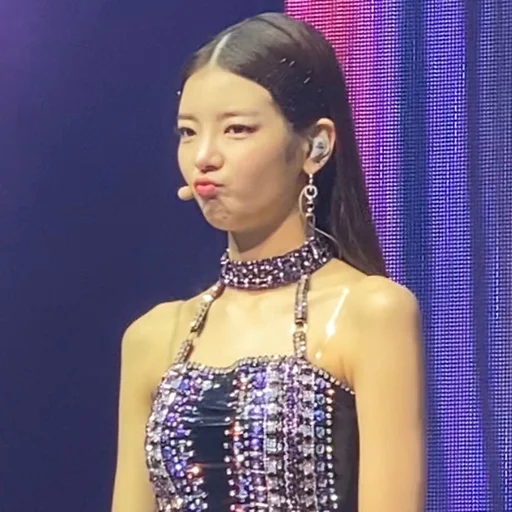 🍒 Стикер «choi jisu» для Telegram