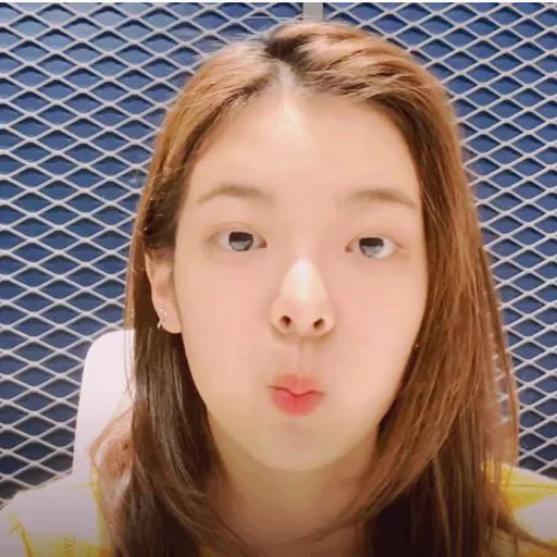 🍒 Стикер «choi jisu» для Telegram
