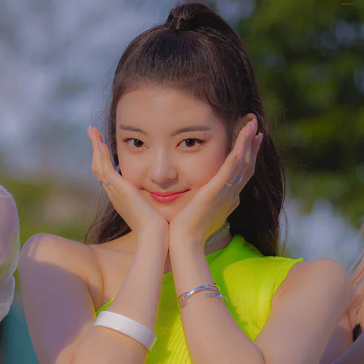 🍒 Стикер «choi jisu» для Telegram