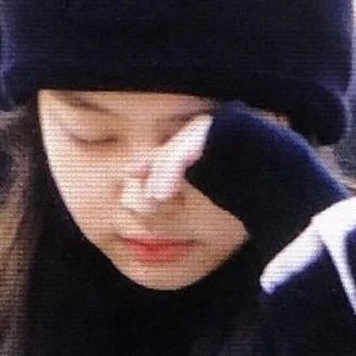 🥟 Стикер «kim jennie» для Telegram