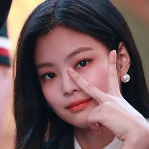 🥟 Стикер «kim jennie» для Telegram