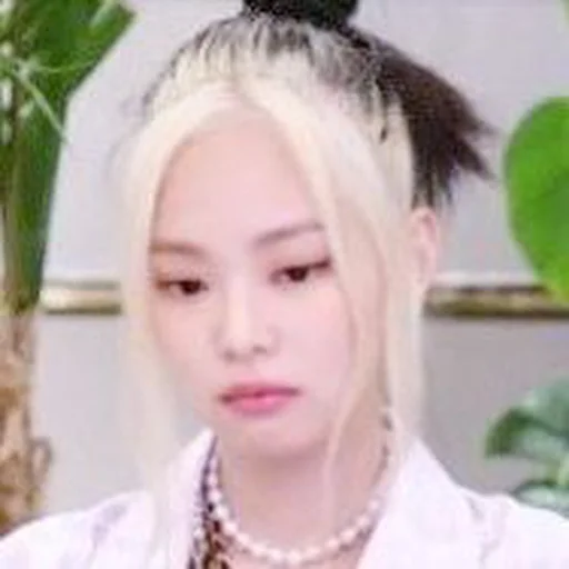 🥟 Стикер «kim jennie» для Telegram