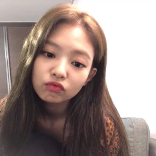 🥟 Стикер «kim jennie» для Telegram
