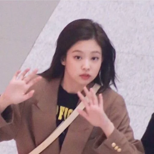 🥟 Стикер «kim jennie» для Telegram