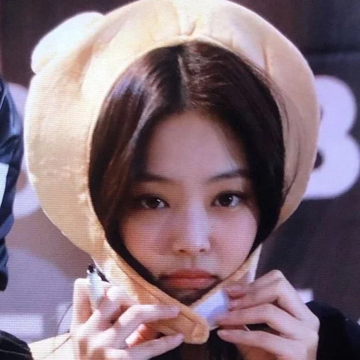 🥟 Стикер «kim jennie» для Telegram
