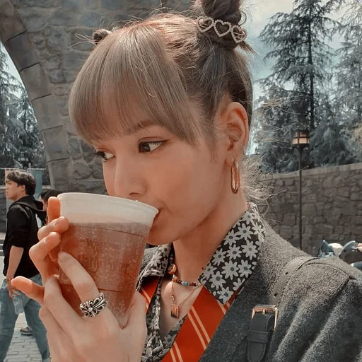 🐈 Стикер «lalisa manoban» для Telegram