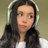 Стикер 10 🤩 Видео набор эмоджи с певицей «Dora Дора»