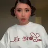 Стикер 2 🤩 Видео набор эмоджи с певицей «Dora Дора»