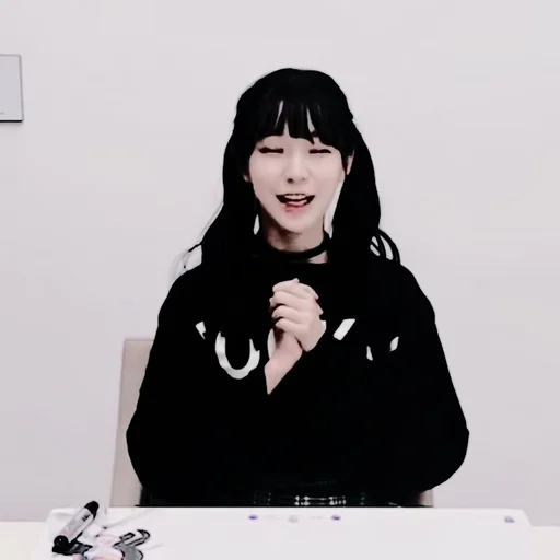 🦩 Стикер «Jiheon» для Telegram