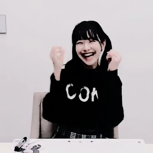 🦩 Стикер «Jiheon» для Telegram