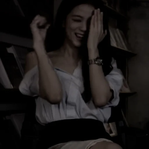 🕶 Стикер «Dark Jisoo» для Telegram