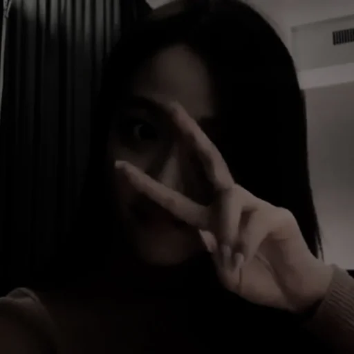 🕶 Стикер «Dark Jisoo» для Telegram