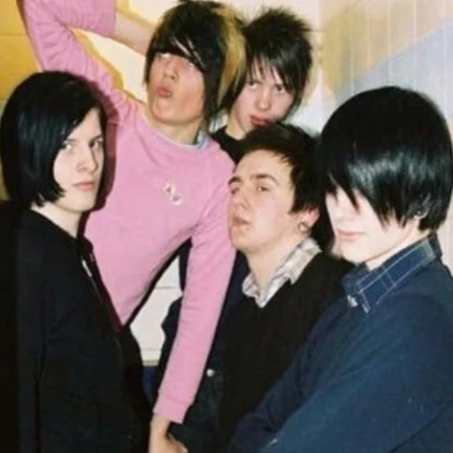 😗 Стикер «bmth» для Telegram