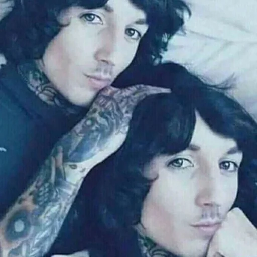 👨‍❤️‍👨 Стикер «bmth» для Telegram
