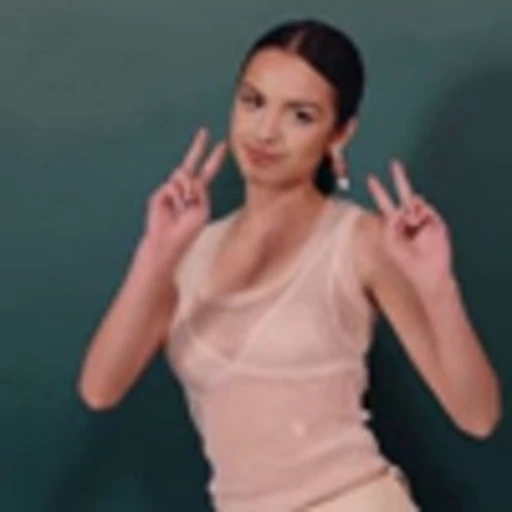 🤩 Эмодзи «Olivia Rodrigo» для Telegram
