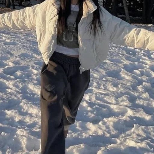 💃 Стикер «одежда для девушек» для Telegram