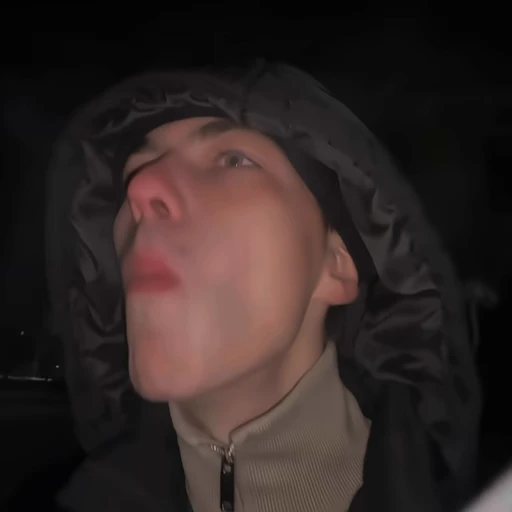 🚬 Стикер «𝗕𝗨𝗟𝗘𝗩𝗔𝗧𝗥» для Telegram