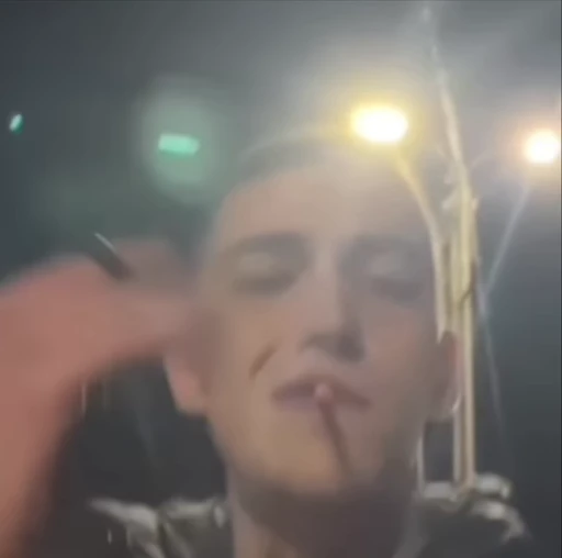 🚬 Стикер «𝗕𝗨𝗟𝗘𝗩𝗔𝗧𝗥» для Telegram