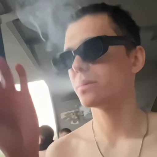 🚬 Стикер «𝗕𝗨𝗟𝗘𝗩𝗔𝗧𝗥» для Telegram