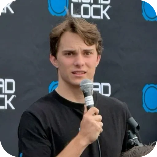 😦 Стикер «Oski» для Telegram