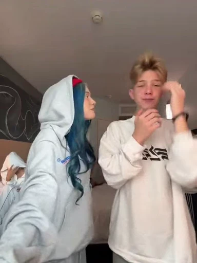 🤩 Стикер «От психушка сонечки» для Telegram