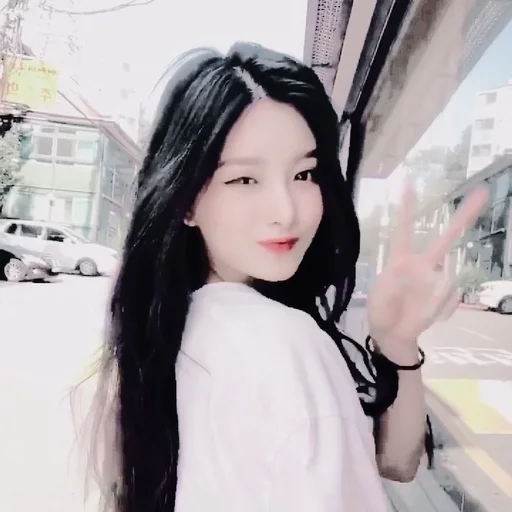 🦩 Стикер «Yiren» для Telegram