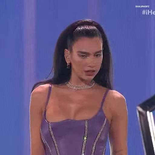 🌱 Стикер «Dua Lipa» для Telegram