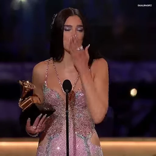 🌱 Стикер «Dua Lipa» для Telegram