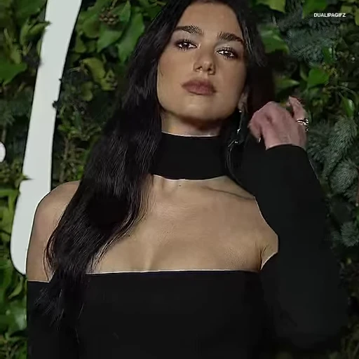 🌱 Стикер «Dua Lipa» для Telegram