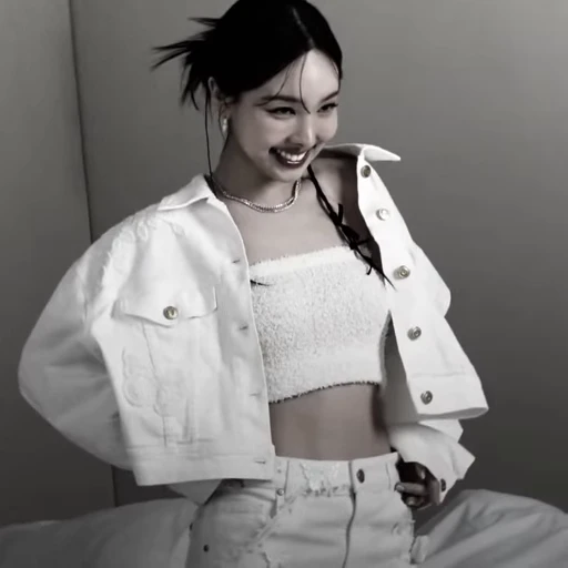 😂 Стикер «NAEUN» для Telegram