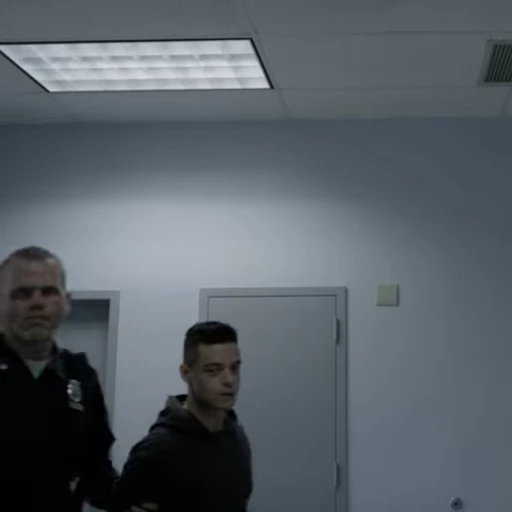 👮‍♂ Стикер «Mr Robot» для Telegram