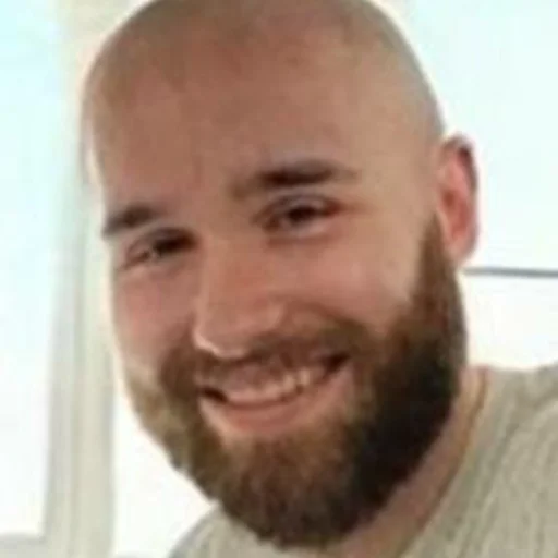 🧔‍♂️ Стикер «Парадеевич» для Telegram