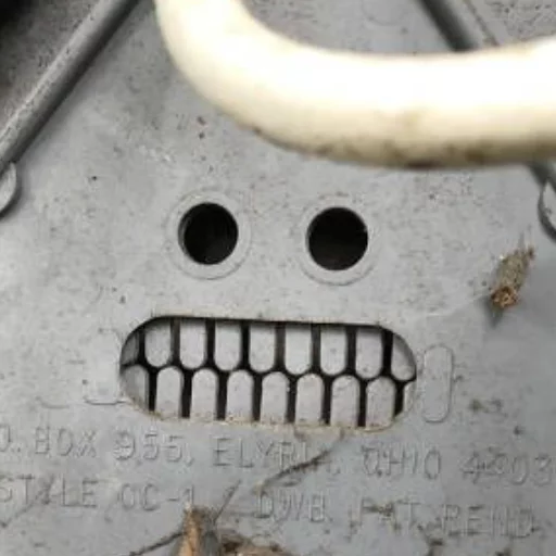 😬 Стикер «pareidolia» для Telegram