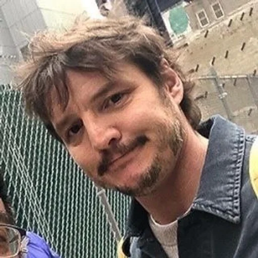 🙂 Стикер «Pedro Paskal» для Telegram
