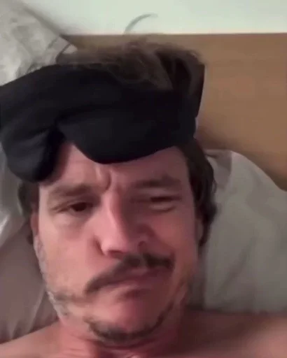 😚 Стикер «Pedro Paskal» для Telegram